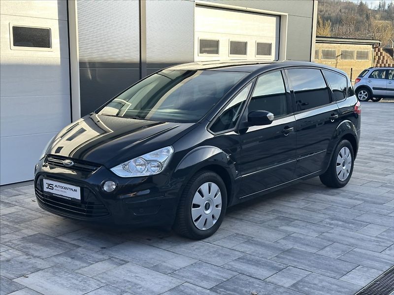Ford S-MAX 2,0 TDCI 140PS  Trend - fotka 10 z 49
