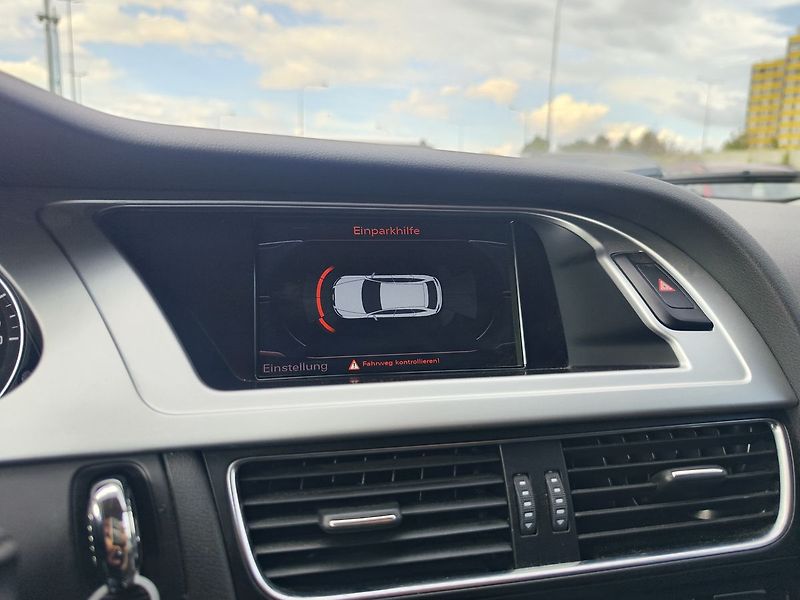 Audi A4 2.0 TFSI/155kW Avant AT - fotka 17 z 27