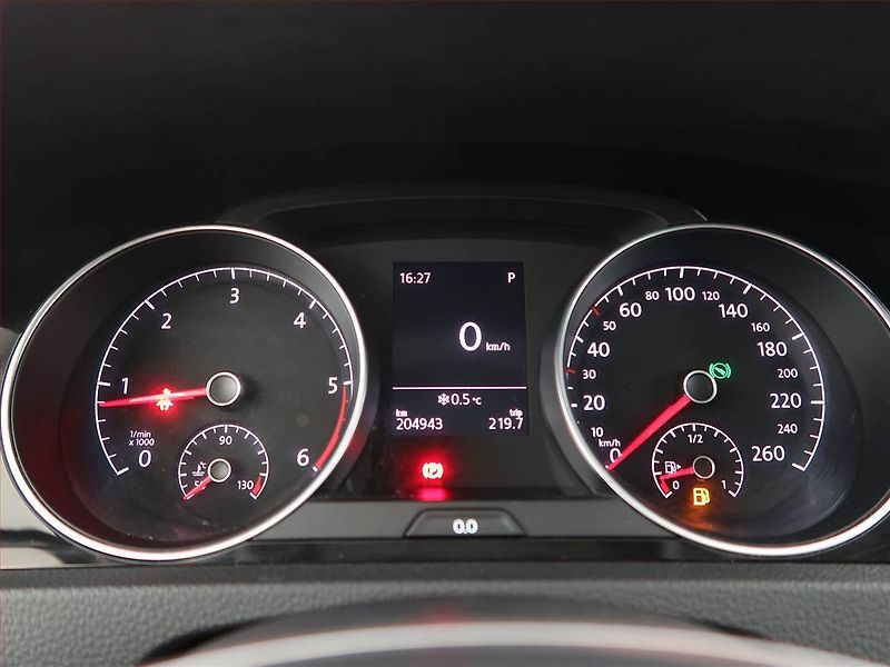 Volkswagen Golf (2017) Highline 2.0 TDI, Automat - fotka 11 z 18
