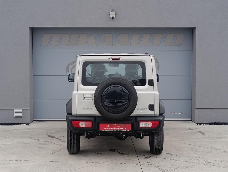Suzuki Jimny 1.5 ALLGRIP LONG 75kW 4X4 GLX - fotka 6 z 27