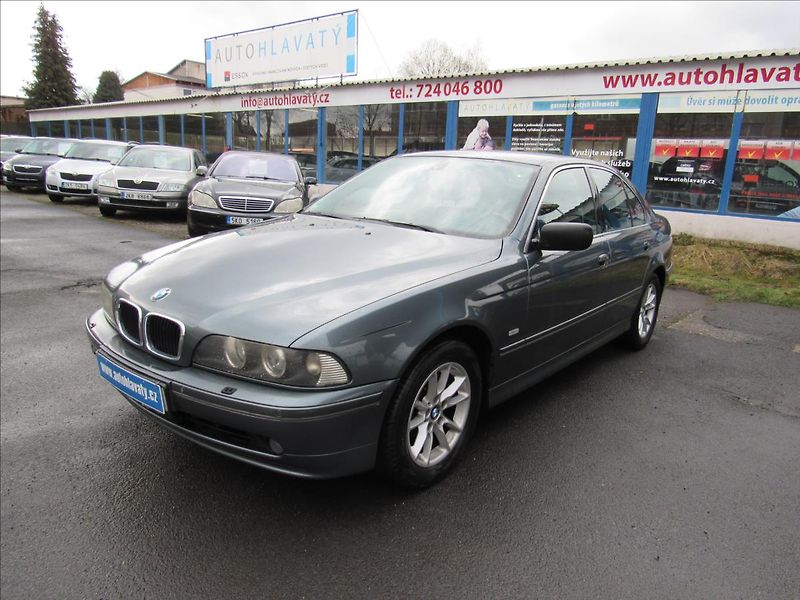 BMW Řada 5 2,5 525i Steptronic Exklusiv - fotka 1 z 28