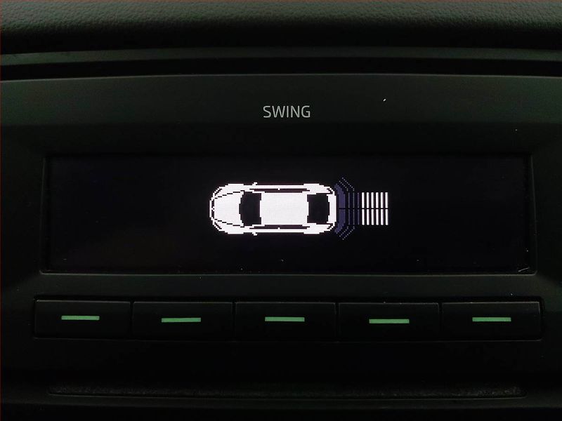 Škoda Octavia (2013) Ambition 1.2 TSI, Tempomat - fotka 16 z 16