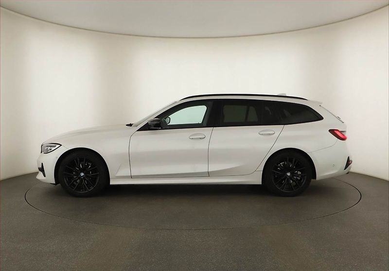 BMW Řada 3 (2021) 318 d, Automat, Serv.kniha - fotka 3 z 20