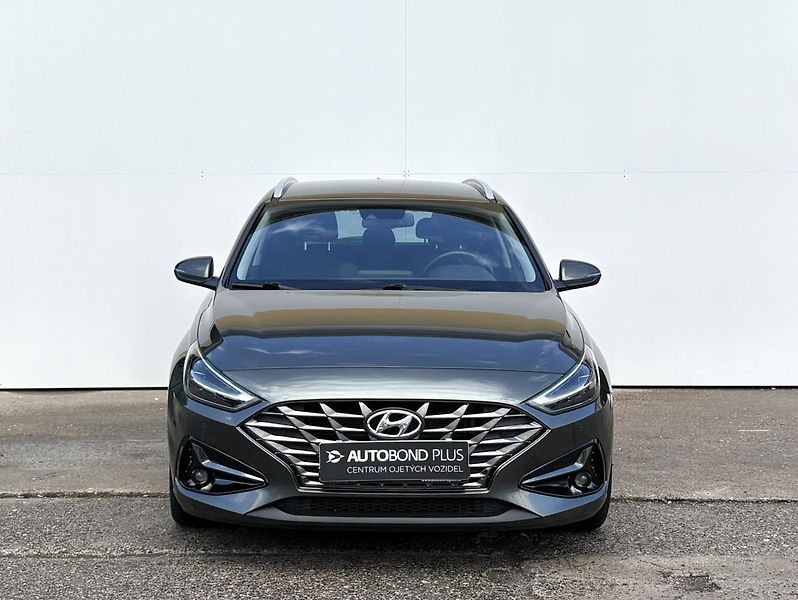 Hyundai i30 1.5 T-GDI 117kW Family SMART - fotka 4 z 20