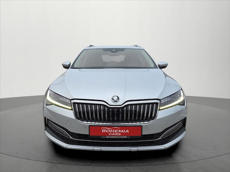 Škoda Superb 2,0 SCOUT 4X4 ČR DPH WEBASTO - fotka 2 z 35