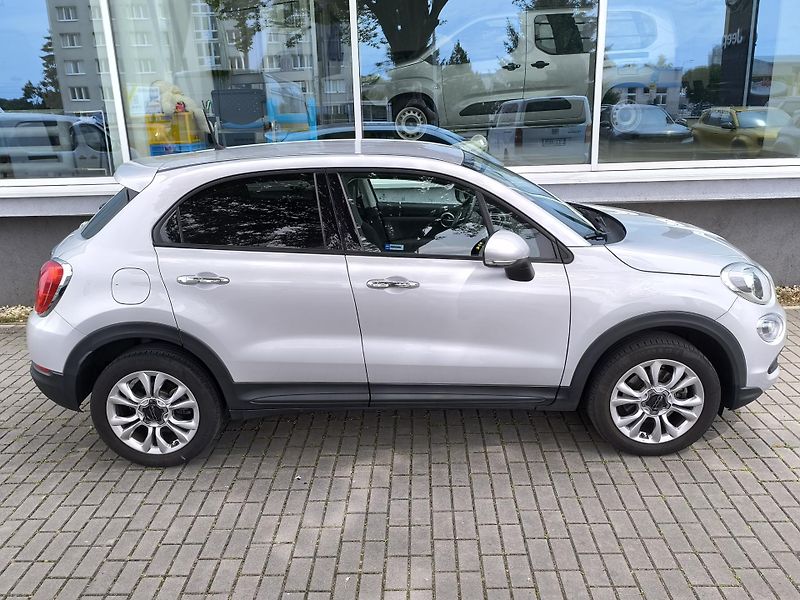 Fiat 500X (2015) 1.6 E-Torq 110k Plus - fotka 6 z 43
