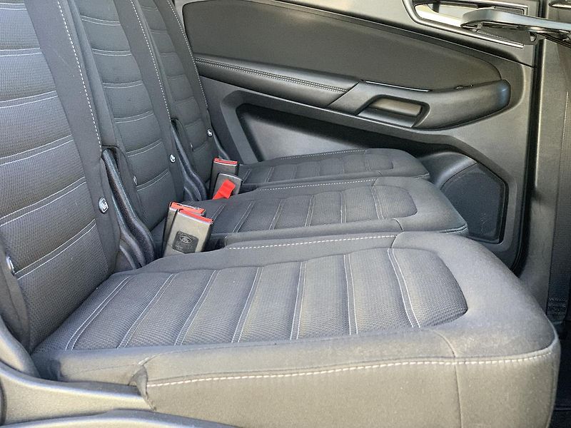 Ford Galaxy 2.0TDCi AUTOMAT  7MÍST  TAŽNÉ - fotka 36 z 54