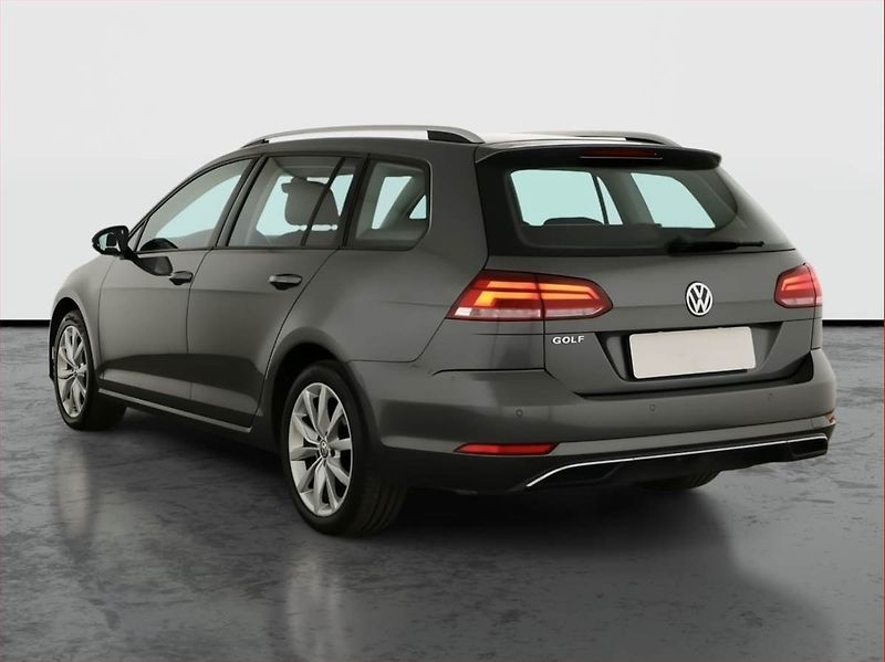 Volkswagen Golf (2018) 1.4 TSI, Tempomat - fotka 4 z 17