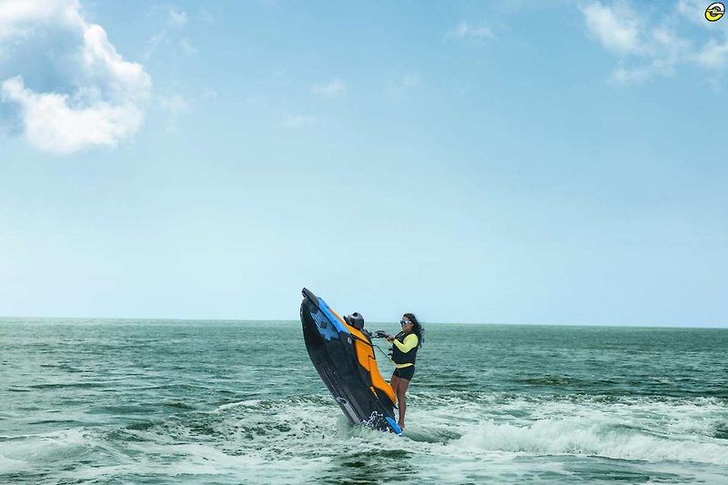 Sea Doo (2026) SPARK TRIXX 1-up iBR 90hp MY26 - fotka 6 z 11