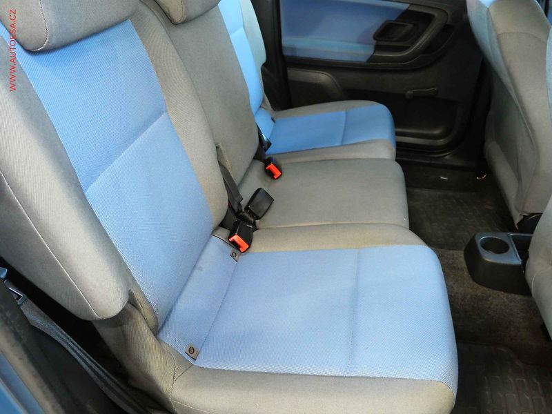 Škoda Roomster (2008) 1.2i, AC, TZ, STK7/28 - fotka 12 z 17