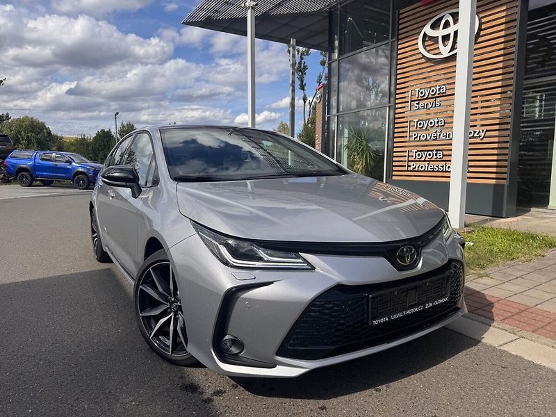 Toyota Corolla 1.8 GR Sport - fotografie inzerátu