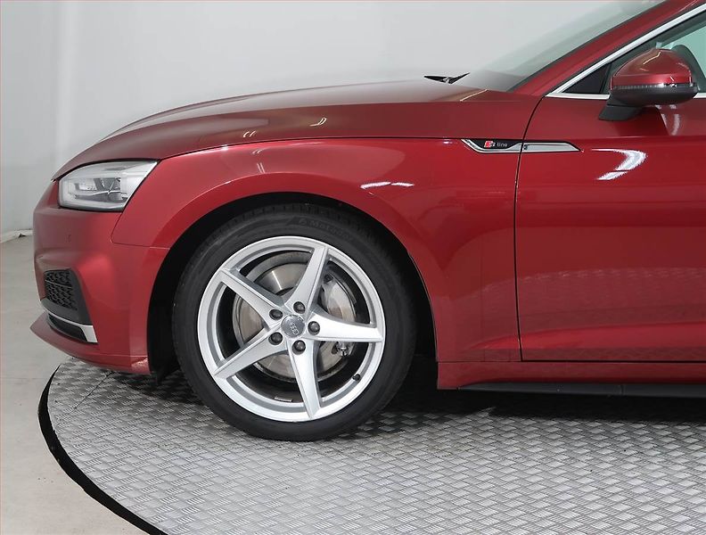Audi A5 (2018) S-Line 2.0 TDI - fotka 15 z 18