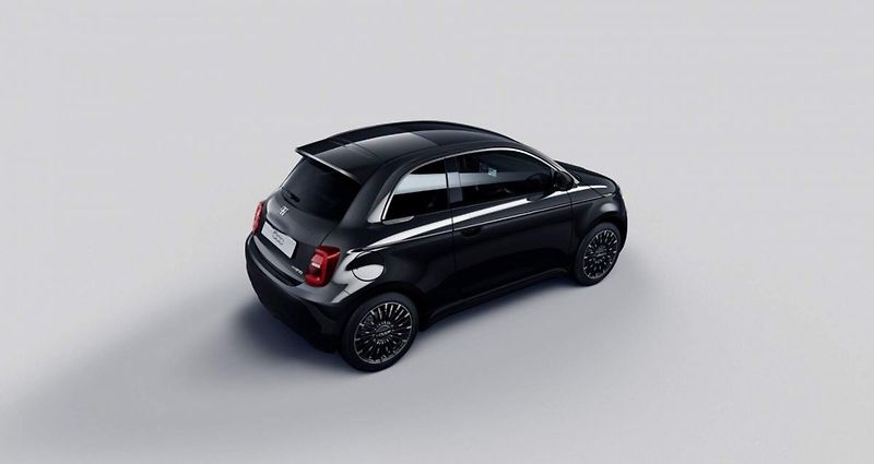 Fiat 500 (2026) La Prima Hybrid 1.0 BSG - fotka 3 z 5