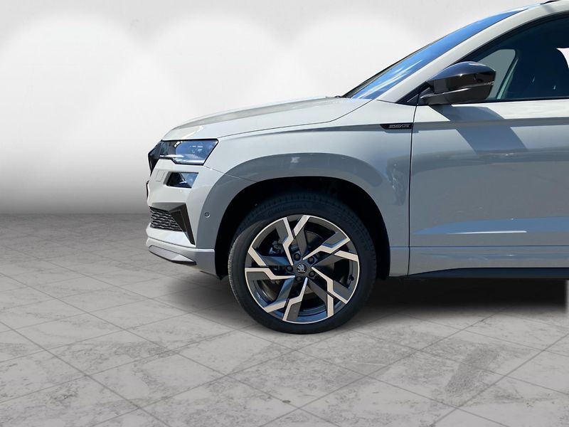 Škoda Karoq 2.0 TDi 110 kW SPORTLINE 4X4 D - fotka 10 z 30