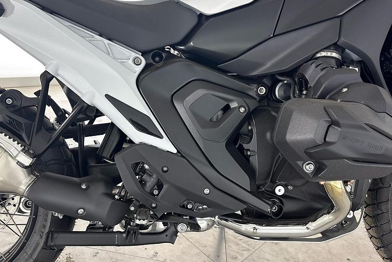 BMW R 1300 GS - fotka 5 z 13