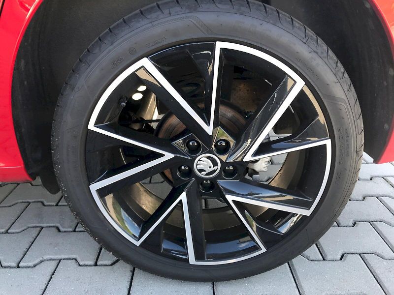 Škoda Kamiq (2023) MC TS 81/1.0 A7F - fotka 15 z 25