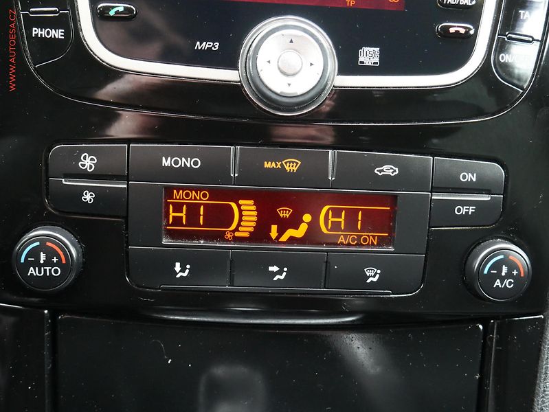 Ford S-MAX (2012) 2.0 TDCi, AC, temp - fotka 13 z 18