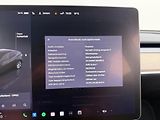 Tesla Model Y SR RWD LFP 220kW 1.Maj DPH - náhled 8