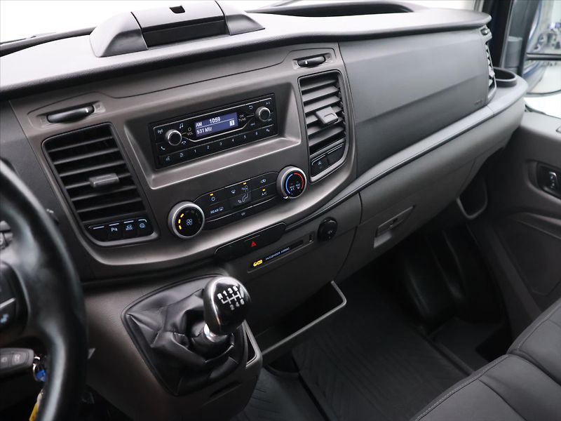 Ford Transit 2,0 EB 96kW L2 9-Míst CZ DPH - fotka 17 z 29
