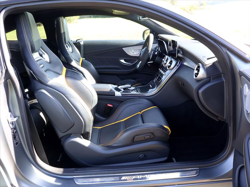 Mercedes-Benz Třídy C 63 S 4,0 AMG 375kW DPH Záruka - fotka 10 z 51