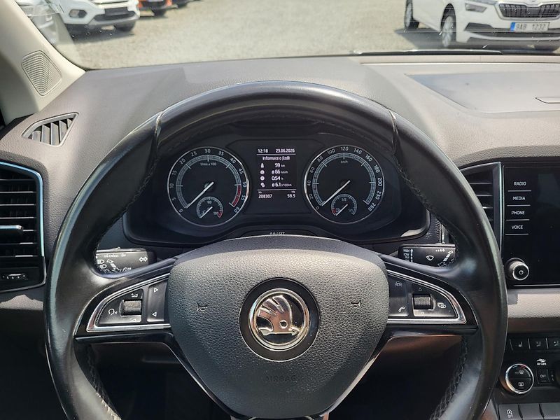 Škoda Karoq 2.0 TDi 110kW 4x4 AMBITION *ČR - fotka 10 z 47