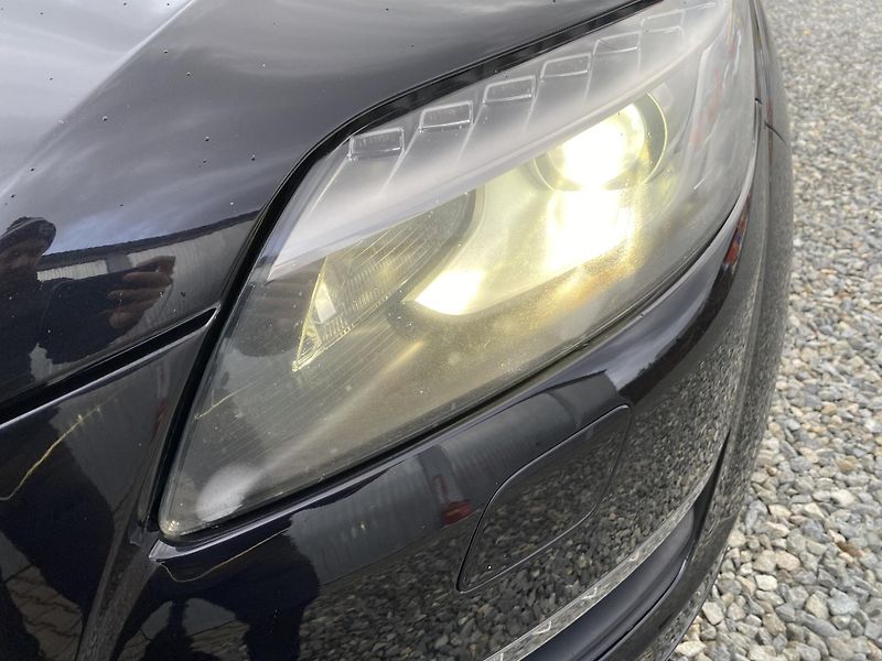 Audi Q7 3.0TDi 4x4 240PS FL 8Q SLINE!! - fotka 77 z 156