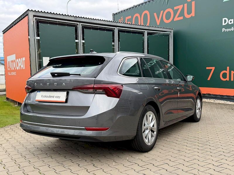 Škoda Octavia (2023) COMBI STYLE 2.0TDI 85KW ZÁRUKA - fotka 10 z 21