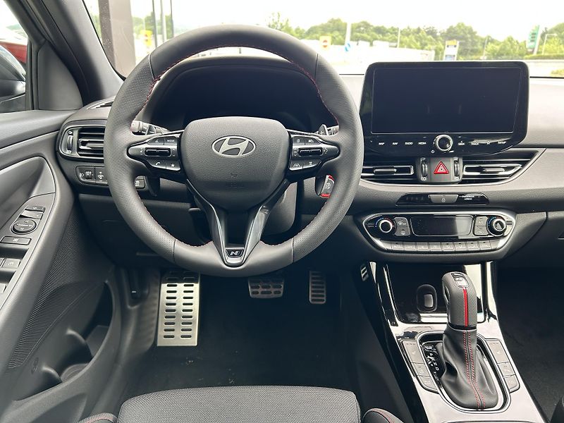 Hyundai i30 WG 26 1,6 T-GDI DCT N LINE - fotka 11 z 29