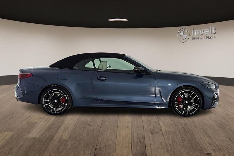 BMW Řada 4 M440i xDrive Convertible - fotka 3 z 24