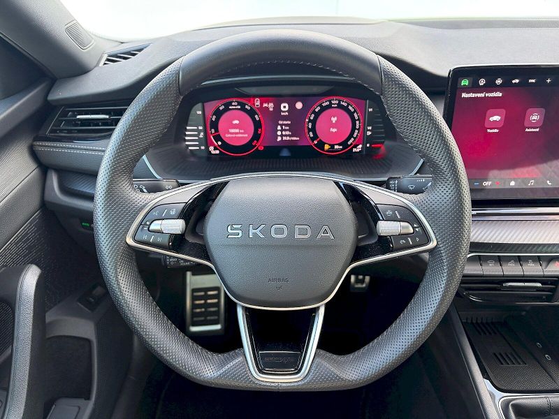 Škoda Octavia (2025) 1.5 TSI / 110kW / SPORTLINE - fotka 17 z 35