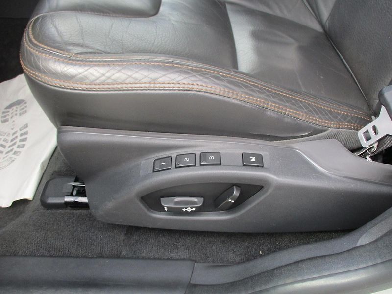 Volvo XC60 2.4 D5*AWD*NAVI*198 tkm*SUMMUM - fotka 15 z 56
