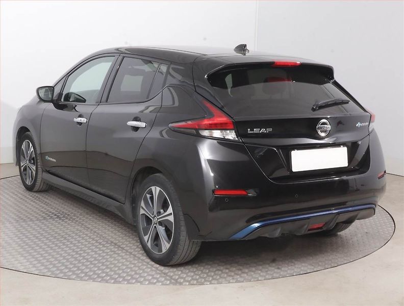 Nissan Leaf (2019) 40 kWh, SoH 85%, Automat - fotka 4 z 18