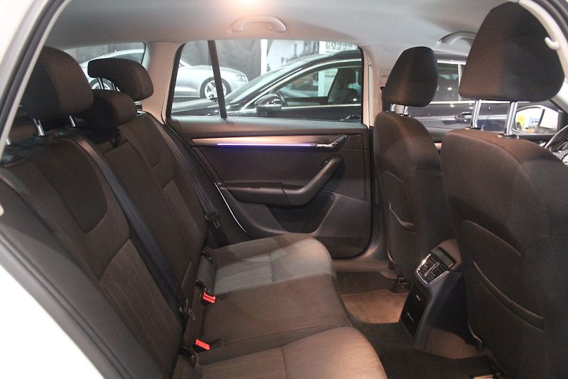 Škoda Octavia (2017) 2.0TDI, 110kW, DSG, FULL LED - fotka 11 z 22