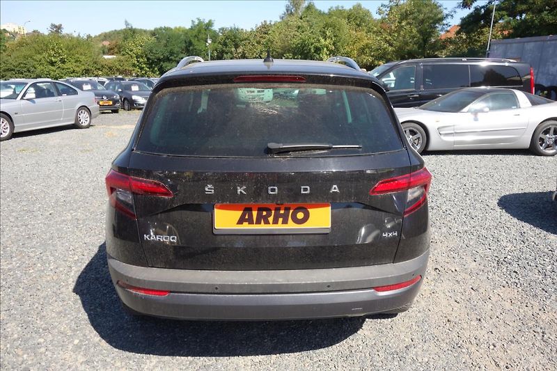 Škoda Karoq 2,0 TDi,ČR,4x4,PANORAMA,STYLE. - fotka 4 z 5