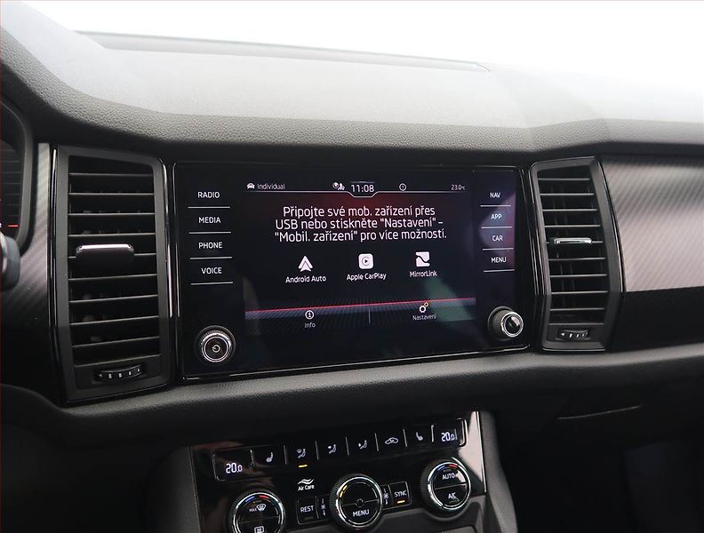 Škoda Kodiaq (2021) Sportline 1.5 TSI, digi klima - fotka 17 z 30