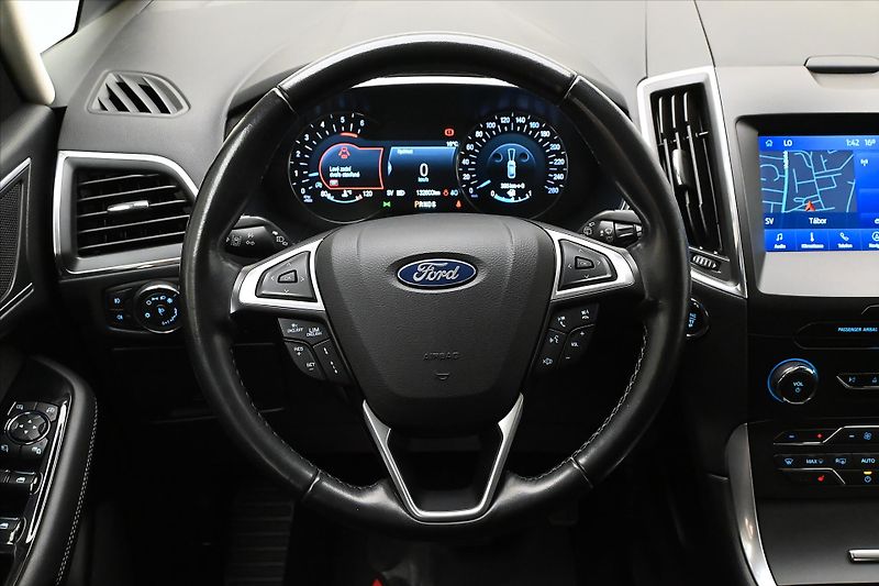 Ford S-MAX 2,0 EcoBlue 140 kW AT8 Titaniu - fotka 18 z 30