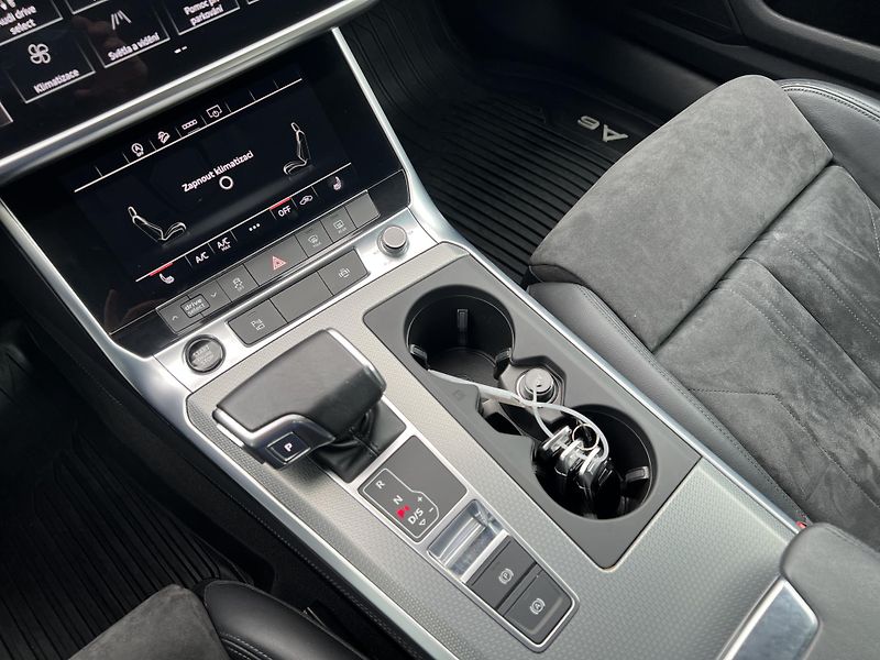 Audi A6 Allroad 3,0TDi 210kW QUATTRO - fotka 18 z 37