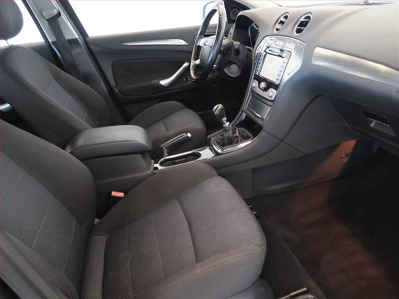 Ford Mondeo (2007) 1.8 TDCi, po STK - fotka 8 z 14