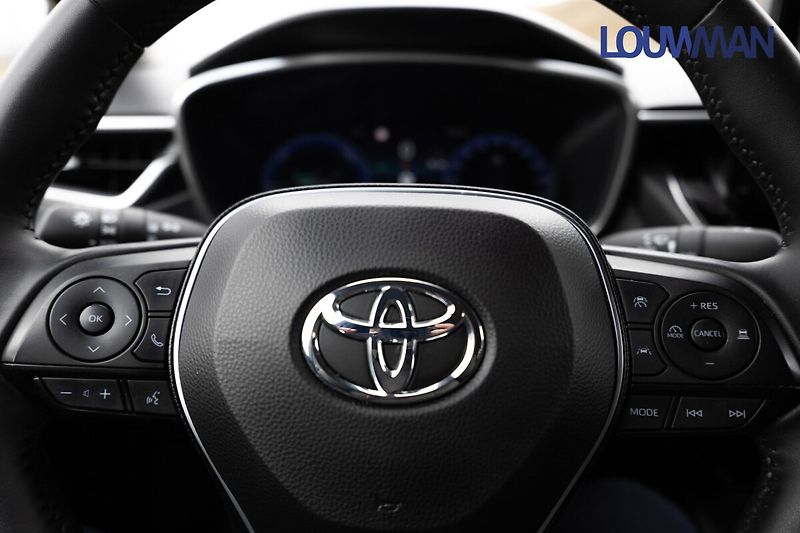 Toyota Corolla SD 1.8L HEV CVT Style - fotka 13 z 32