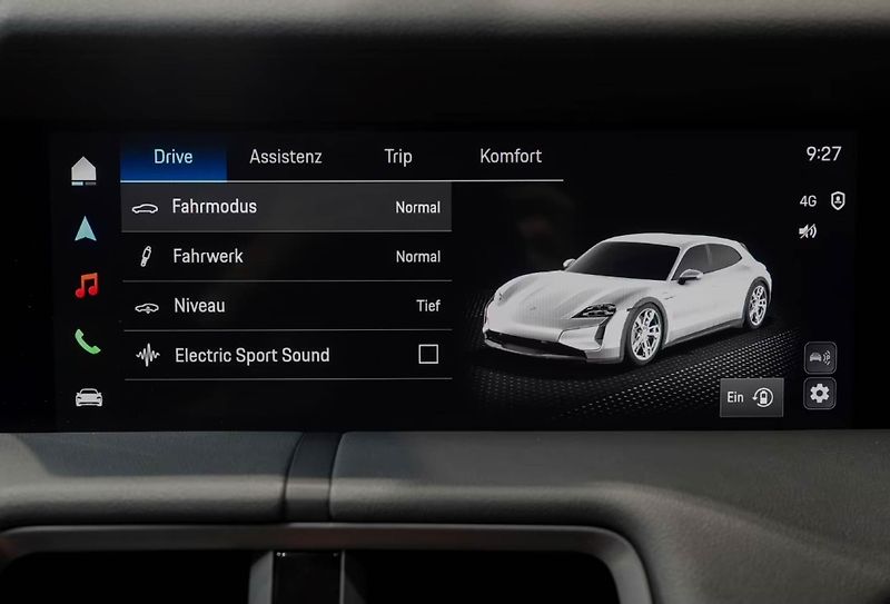 Porsche Taycan 4 Cross Turismo InnoDrive 360 - fotka 17 z 24