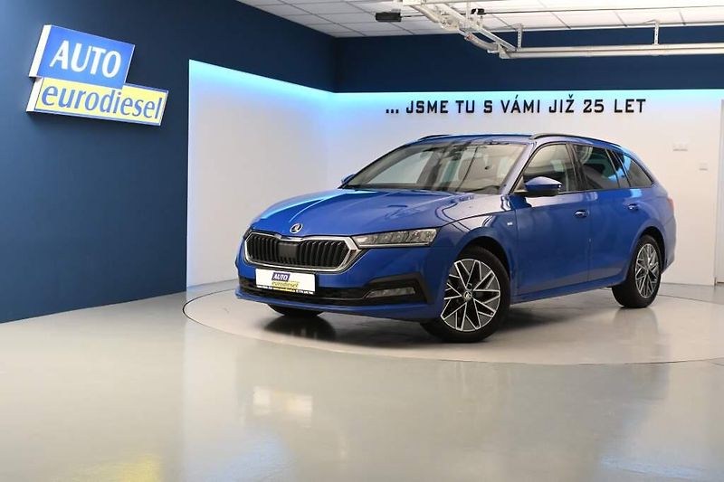 Škoda Octavia (2022) 2.0 4x4 DSG LED TOUR Virtual T - fotka 2 z 39