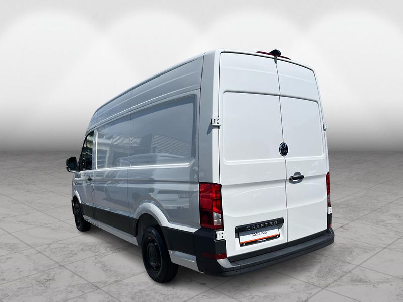 Volkswagen Crafter 35 103kW 6G FWD SR - fotka 2 z 22