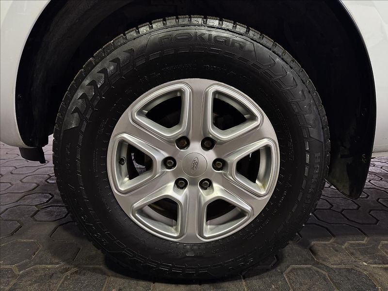 Ford Ranger 2.2TDCI 118kW 4x4 EXTRACAB XL - fotka 29 z 30