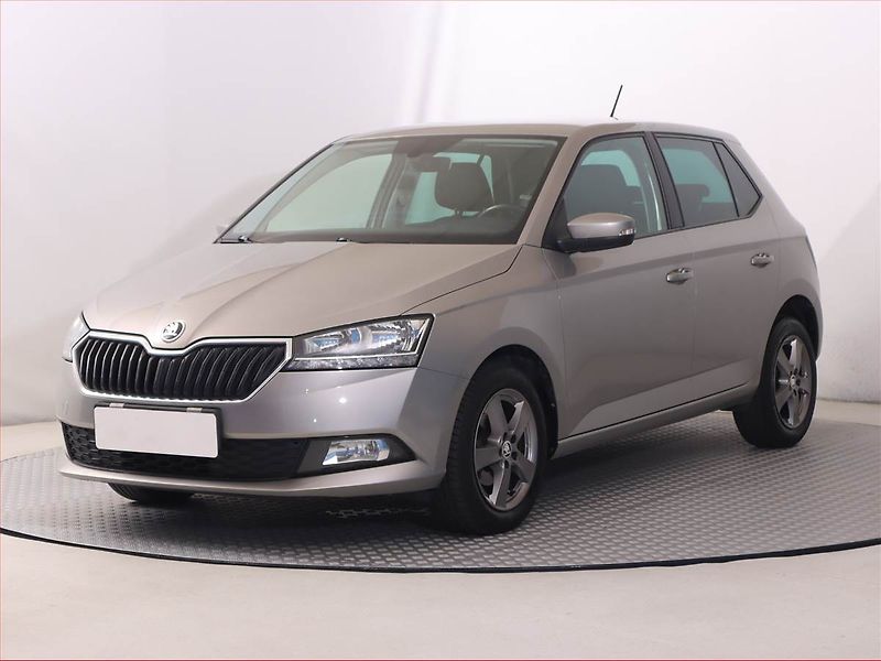 Škoda Fabia (2019) Drive 1.0, Tempomat - fotka 2 z 20