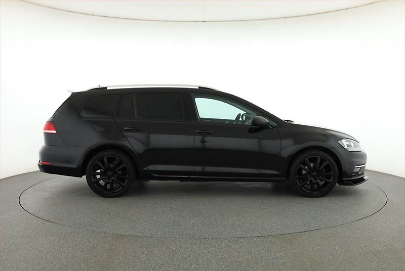 Volkswagen Golf (2017) 1.6 TDI, Serv.kniha, Navi - fotka 6 z 18