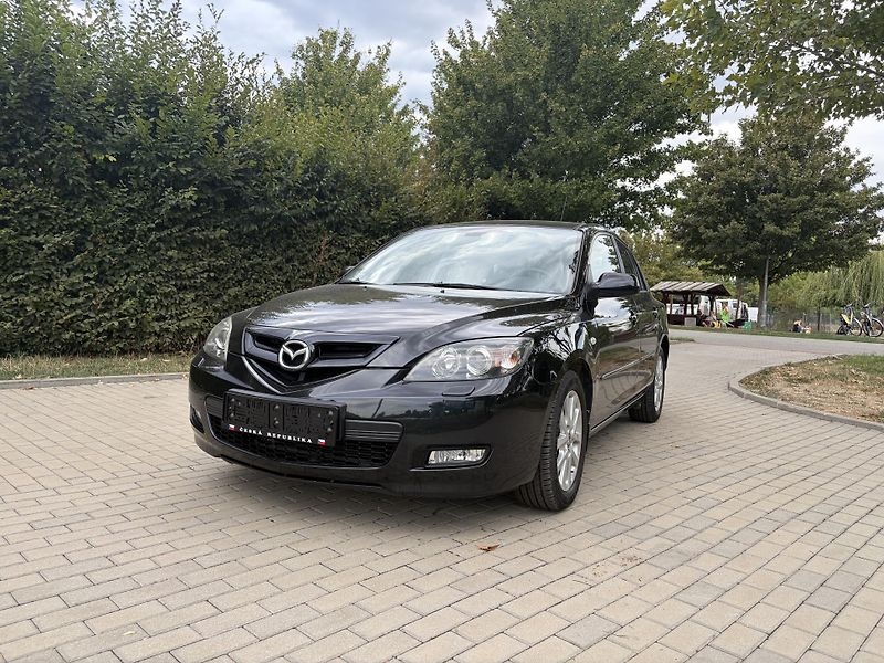 Mazda 3 1.6 Sport Active - fotka 2 z 26