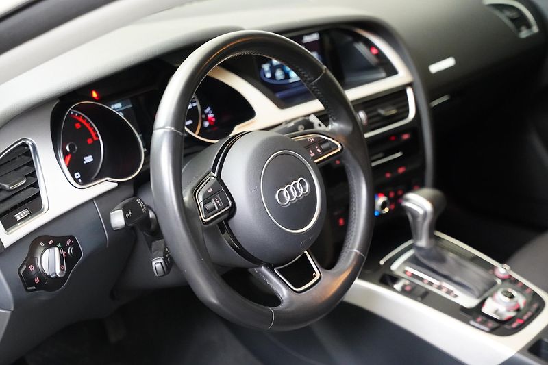 Audi A5 - fotka 14 z 25