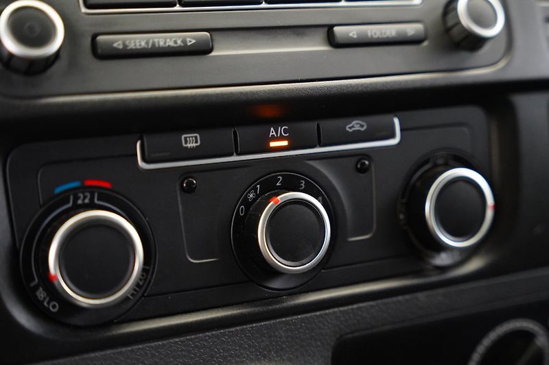 Volkswagen Transporter - fotka 23 z 29