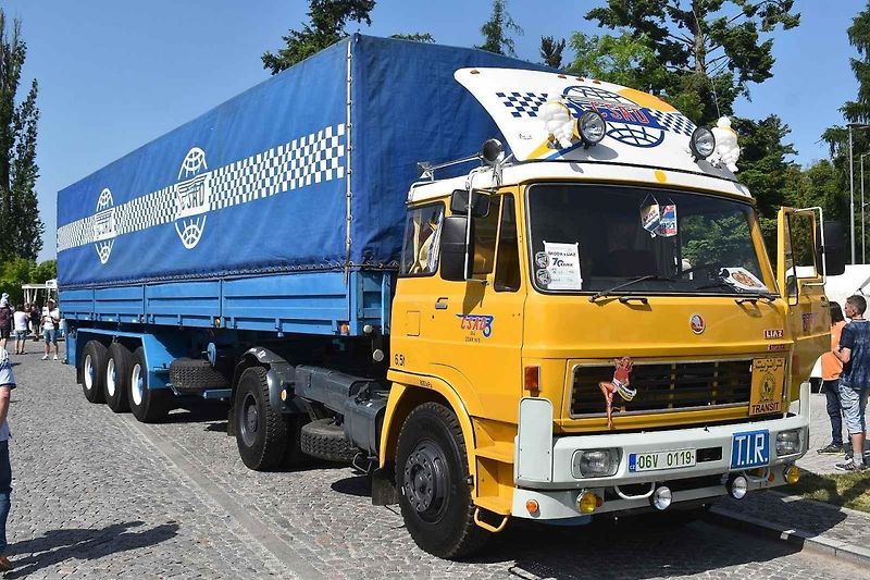 Liaz poměrně velkolepě oslavil nedožité sedmdesátiny v Mnichově Hradišti