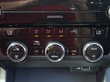 Škoda Octavia (2018) 1.6 TDi, ČR, Ambition Fresh - náhled 15